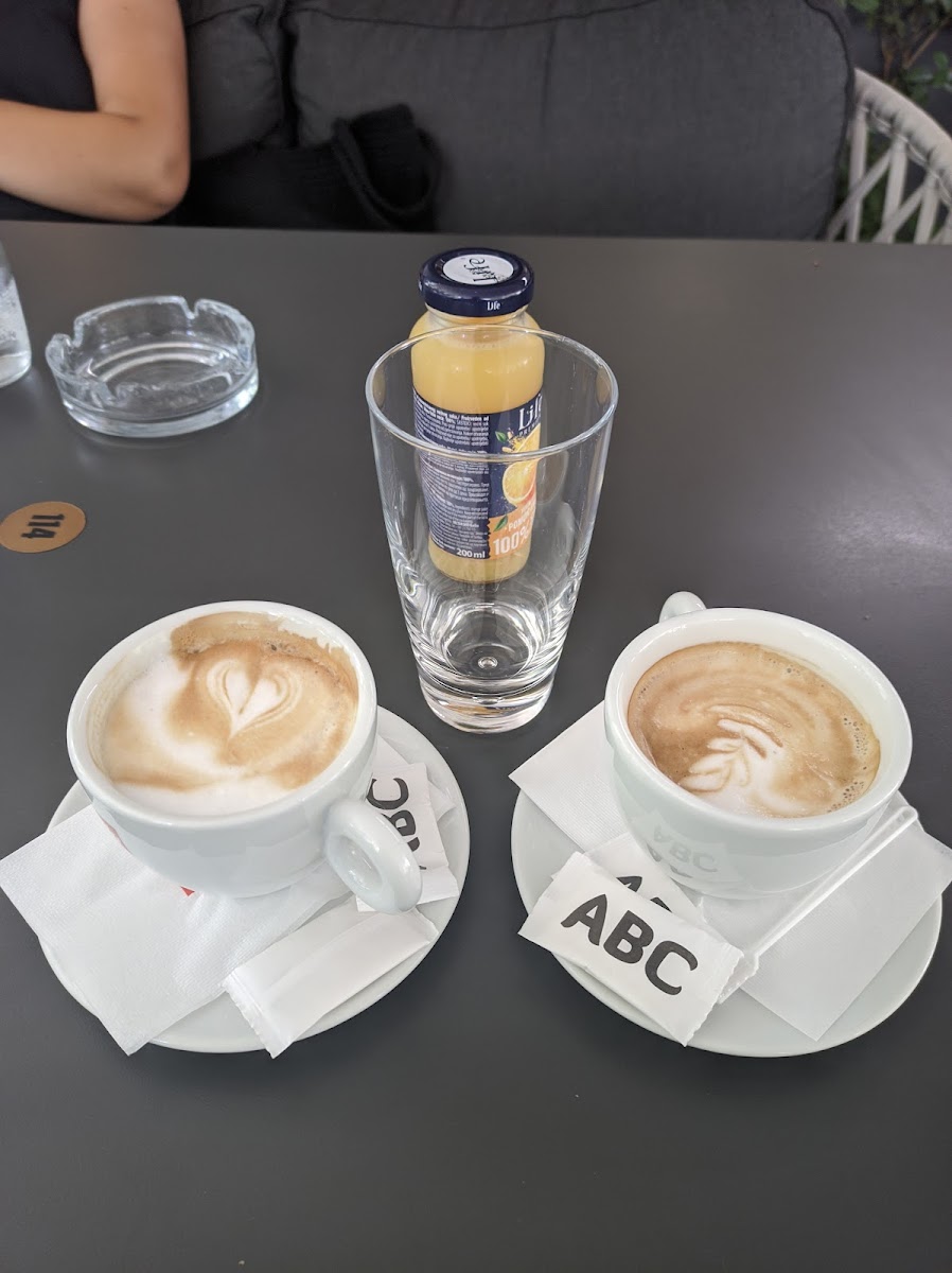 Safari Cafe Pizzeria-6