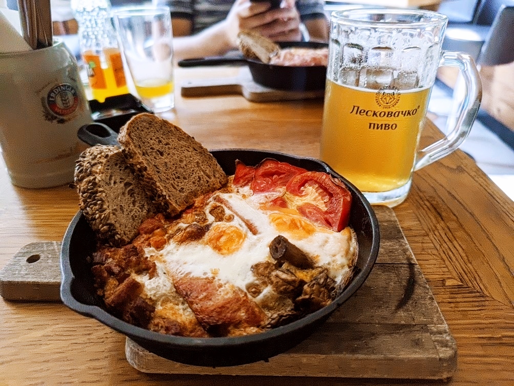 Safari Cafe Pizzeria-7